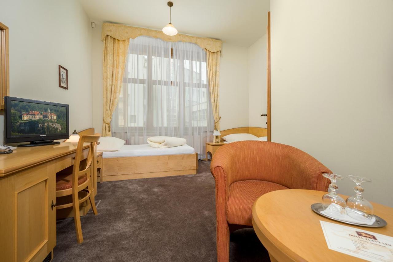 Hotel Zlaty Lev Jablonec nad Nisou Eksteriør billede